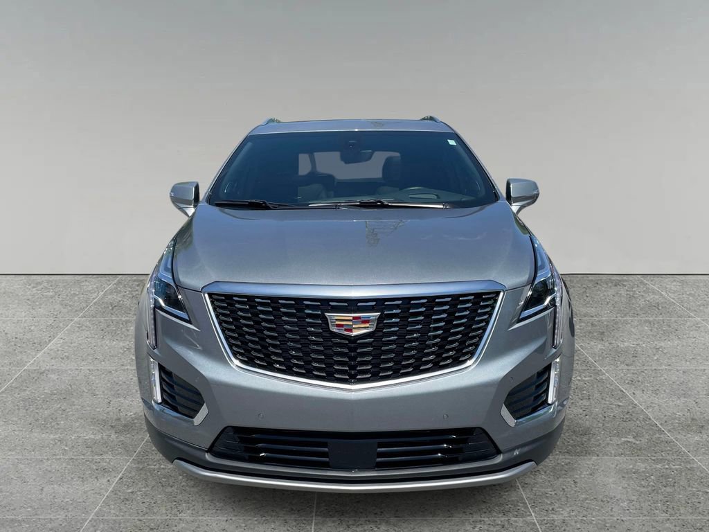 Certified 2024 Cadillac XT5 Premium Luxury w/ Technology Package FWD image 8