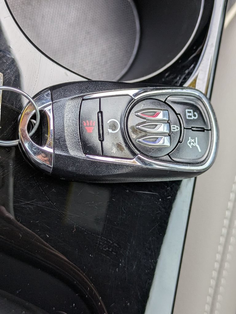 Used 2024 Buick Envista Avenir FWD image 30