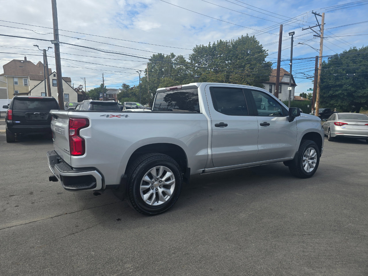 Used 2022 Chevrolet Silverado 1500 Custom image 4