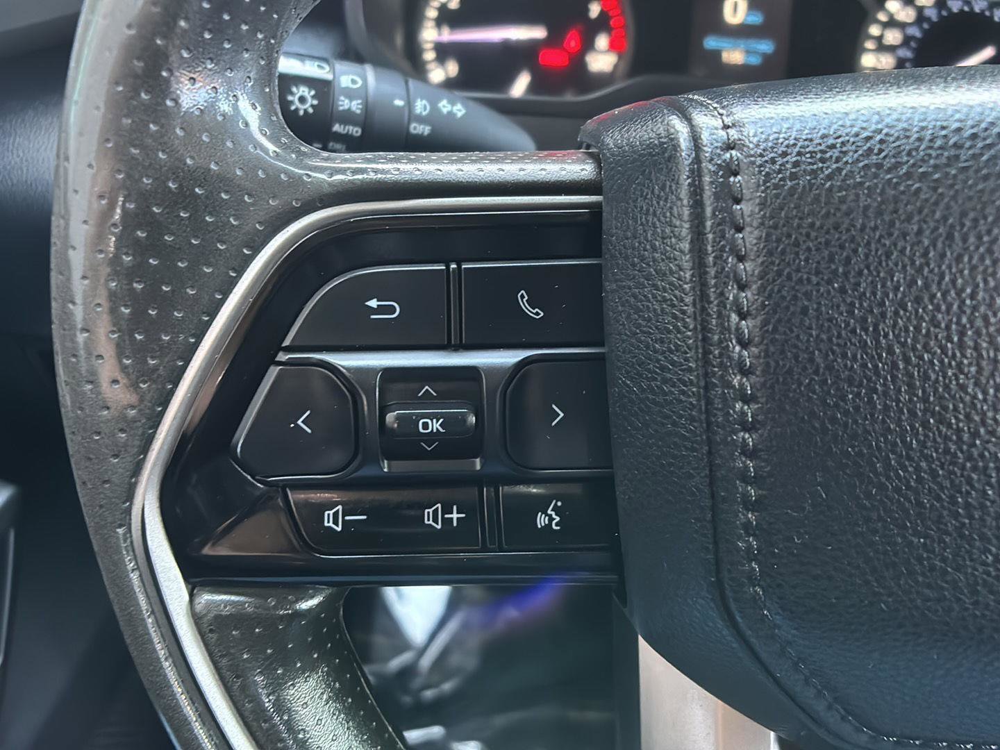 Used 2022 Toyota Tundra SR5 AWD/4WD image 31