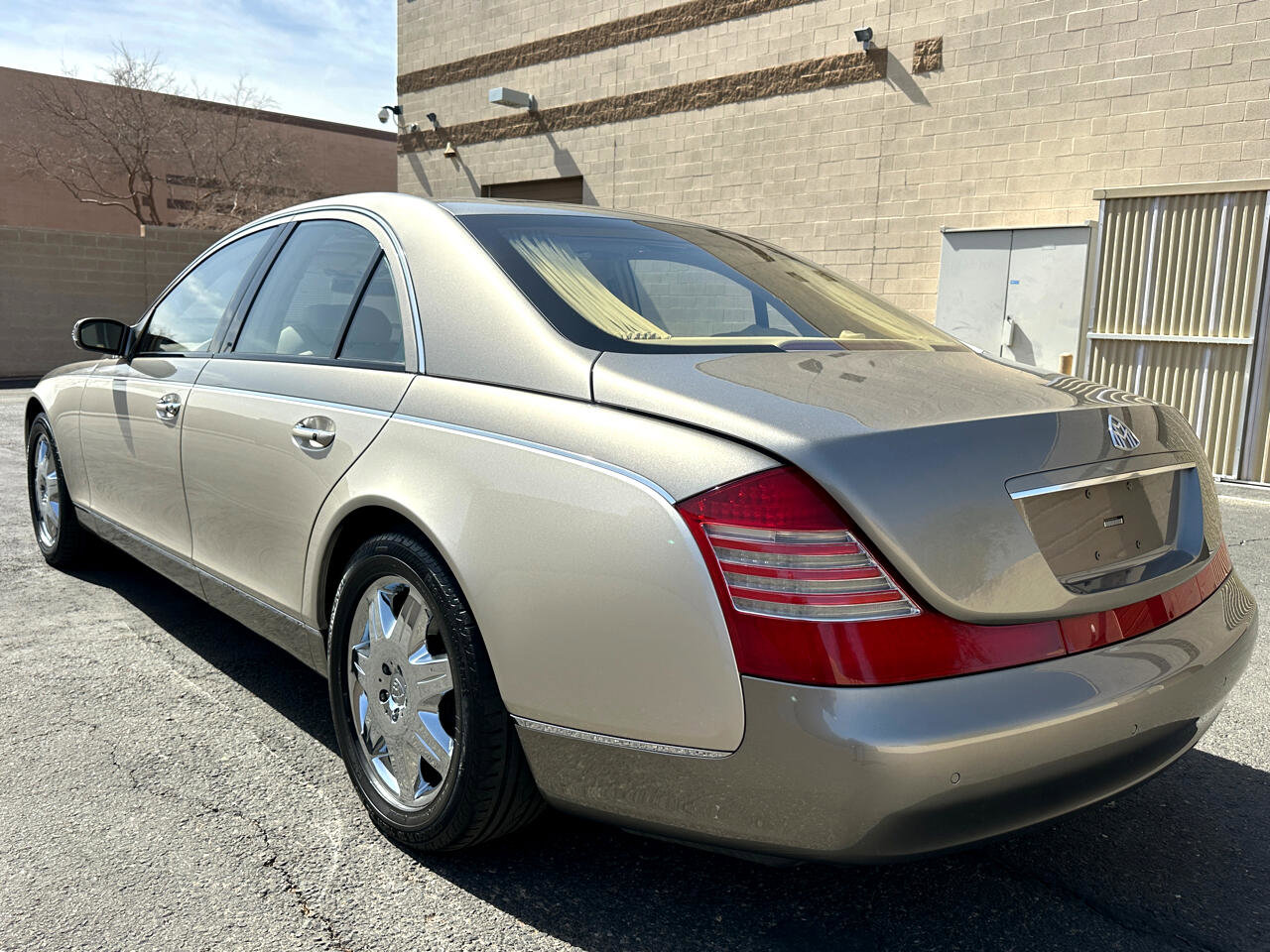 Used 2004 Maybach 57 image 6