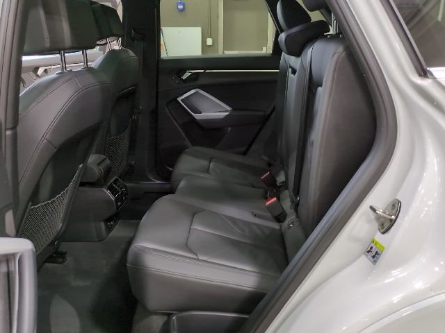 Used 2022 Audi Q3 2.0T Premium Plus image 14