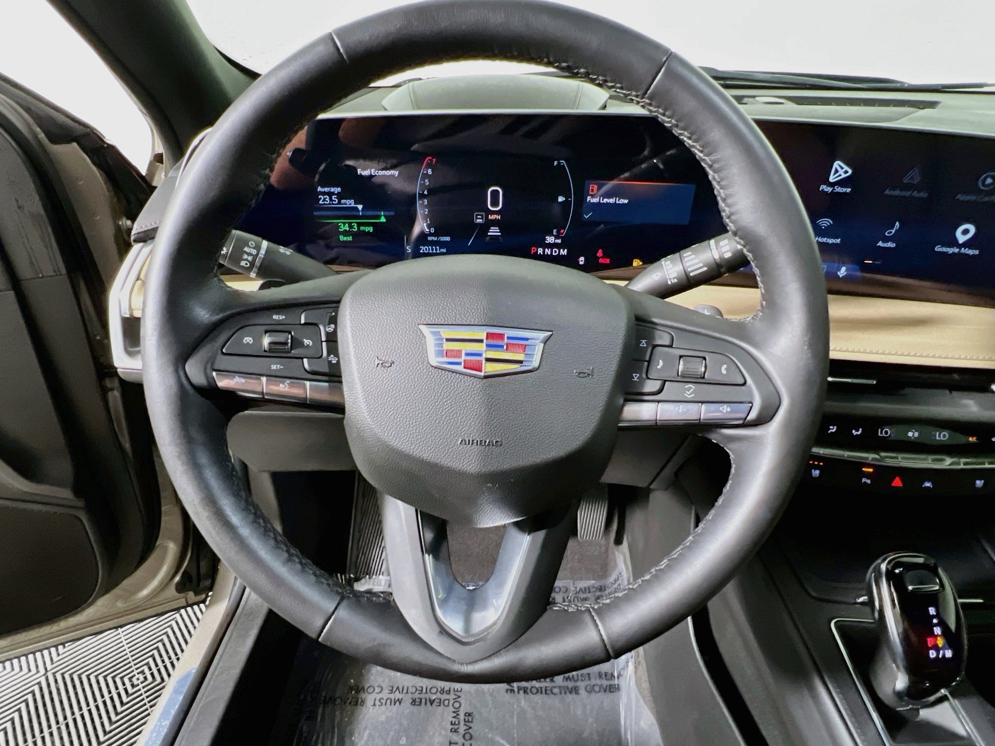 Used 2024 Cadillac XT4 Premium Luxury w/ Technology Package FWD image 18