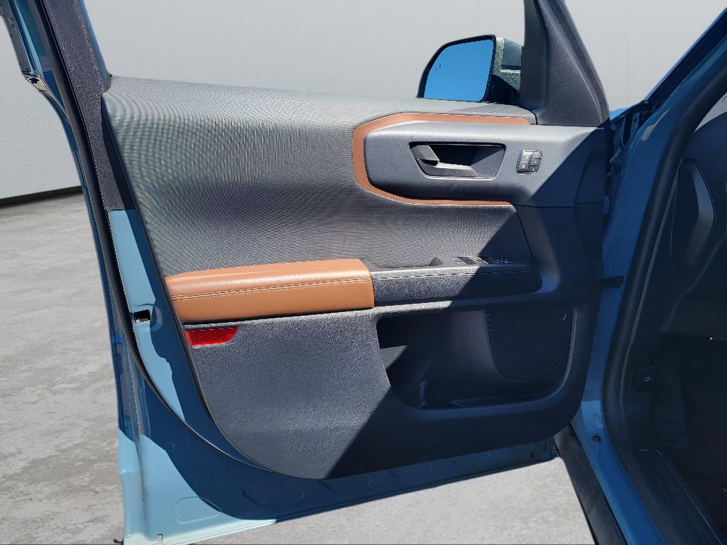 Used 2023 Ford Bronco Sport Outer Banks image 11
