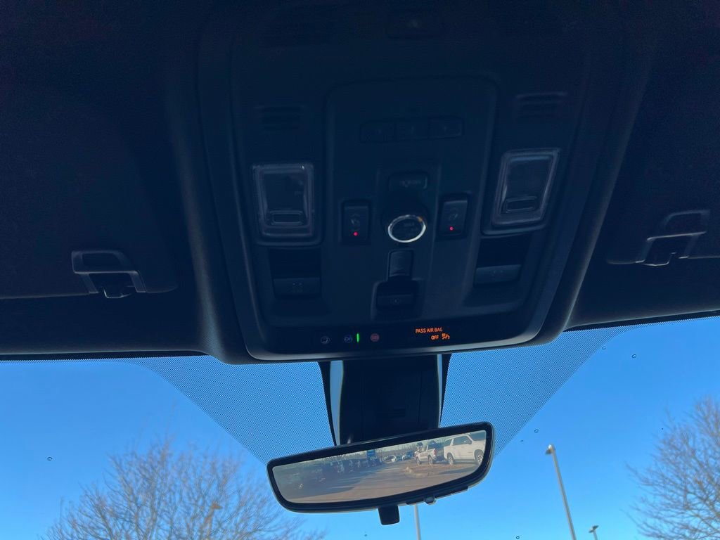 Used 2022 GMC Yukon Denali image 39