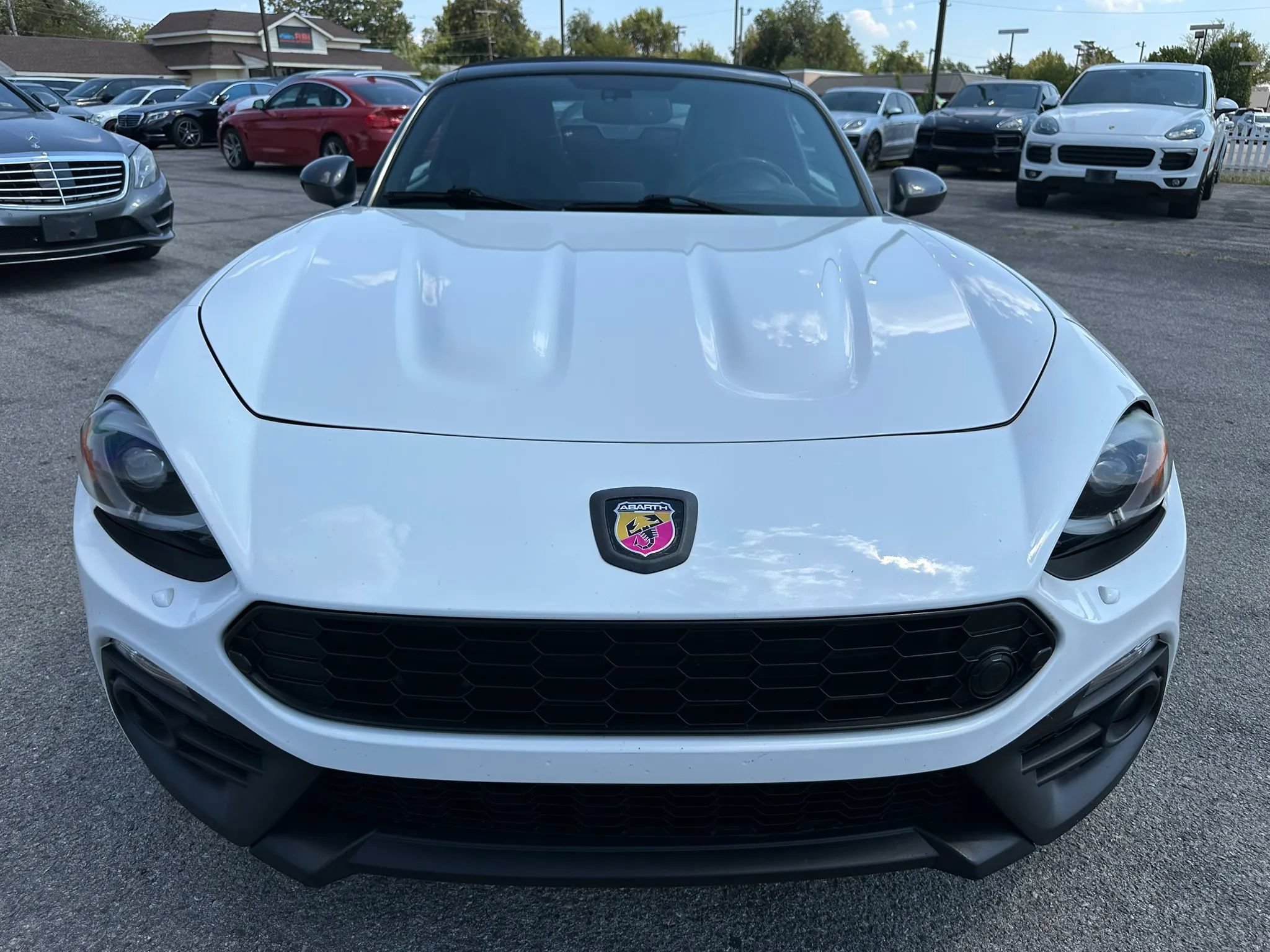 Used 2018 FIAT 124 Spider Abarth w/ Convenience Group RWD image 35