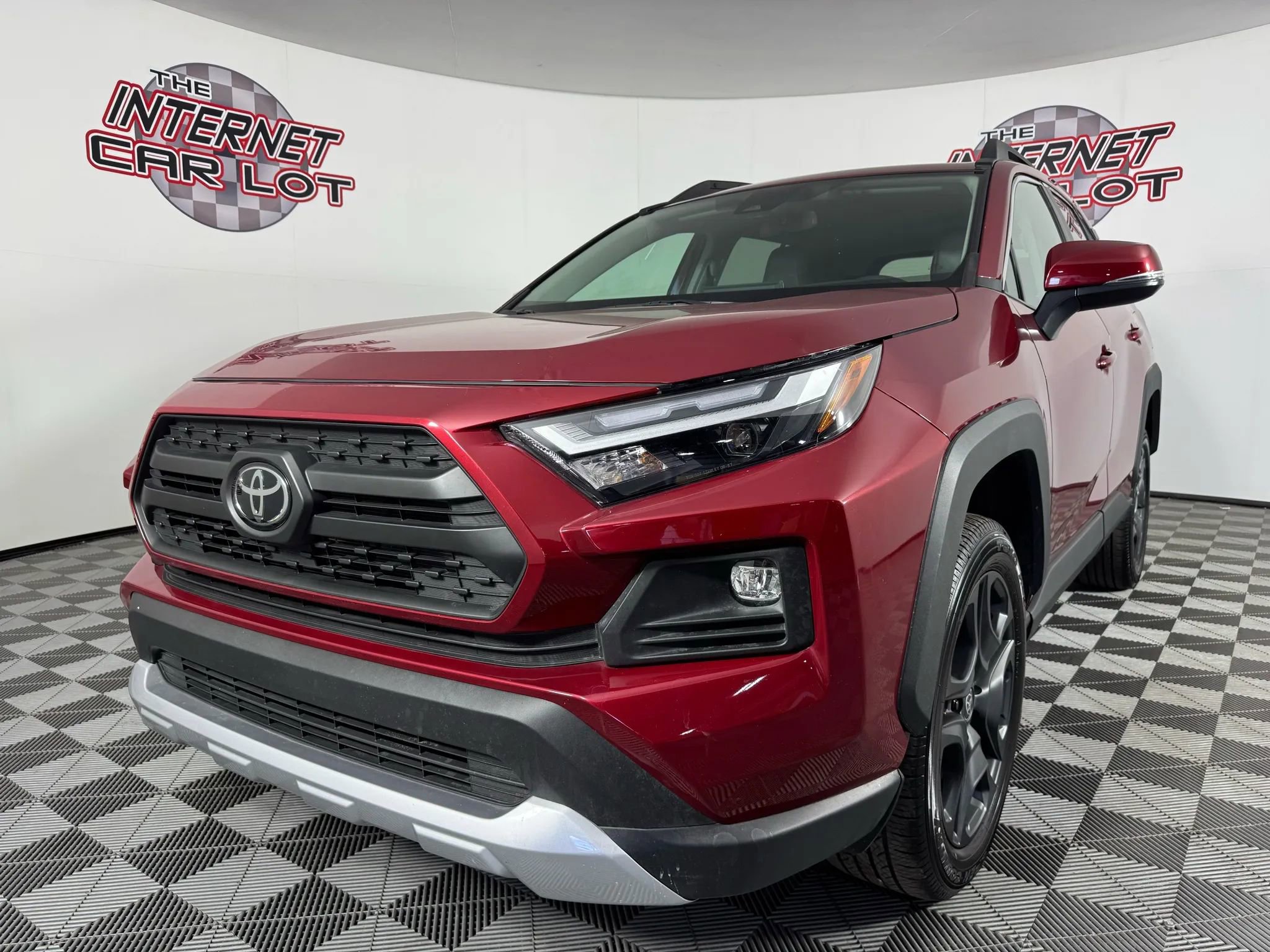 Used 2024 Toyota RAV4 Adventure AWD/4WD image 3