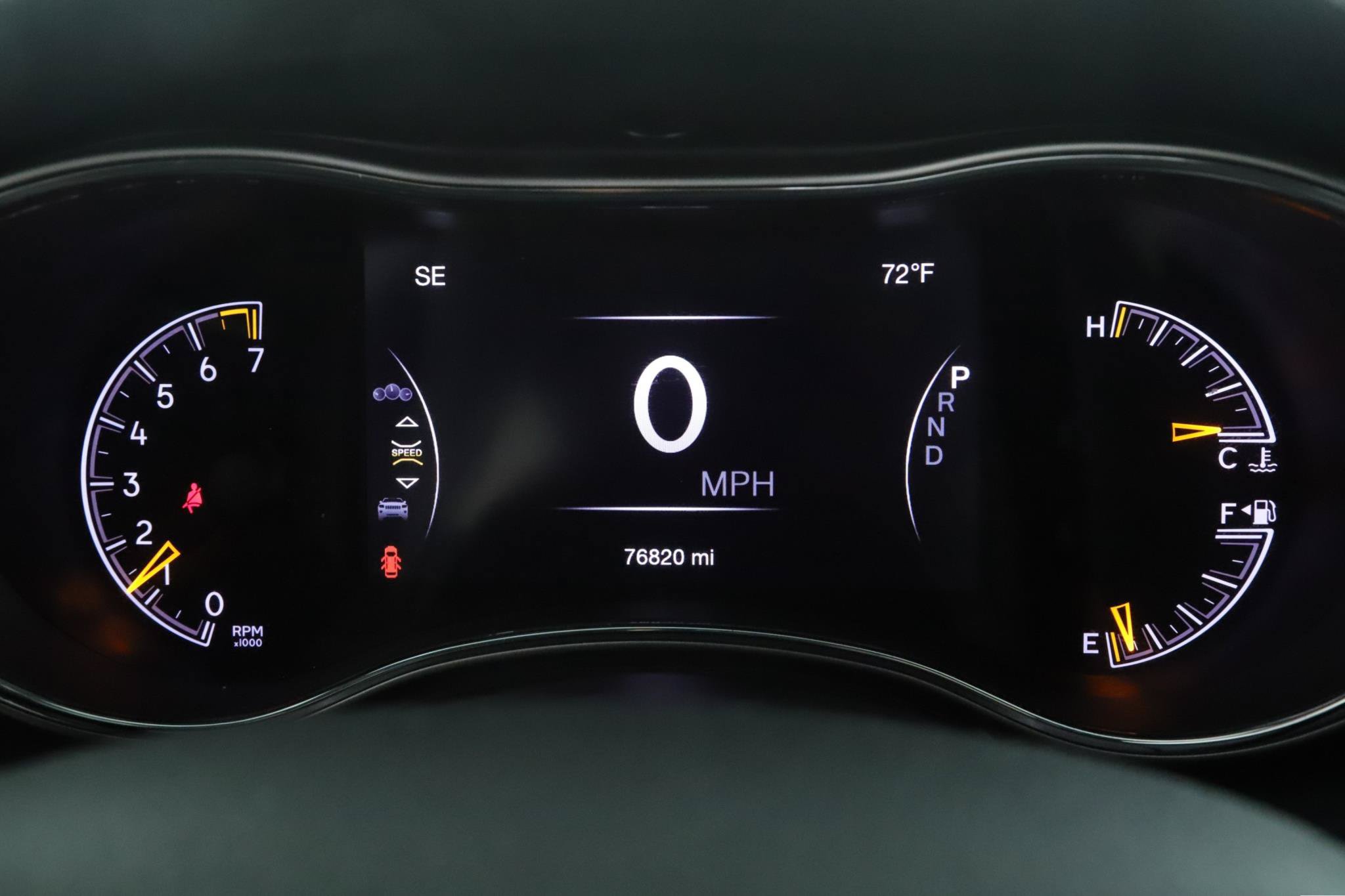 Used 2018 Jeep Grand Cherokee Limited AWD/4WD image 12
