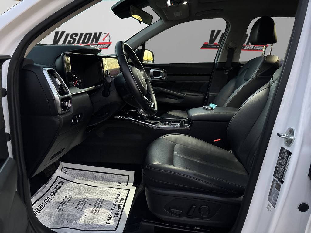 Certified 2022 Kia Sorento SX image 9