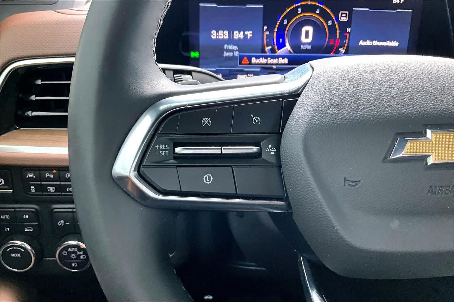 Used 2025 Chevrolet Tahoe High Country AWD/4WD image 22