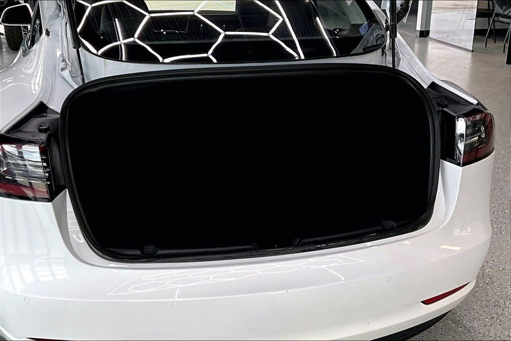 Used 2018 Tesla Model 3 Long Range image 22