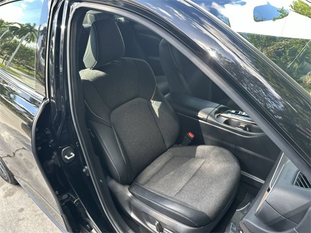 Used 2024 Toyota Crown XLE image 28