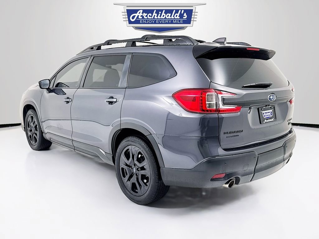 Used 2023 Subaru Ascent Onyx Edition image 4