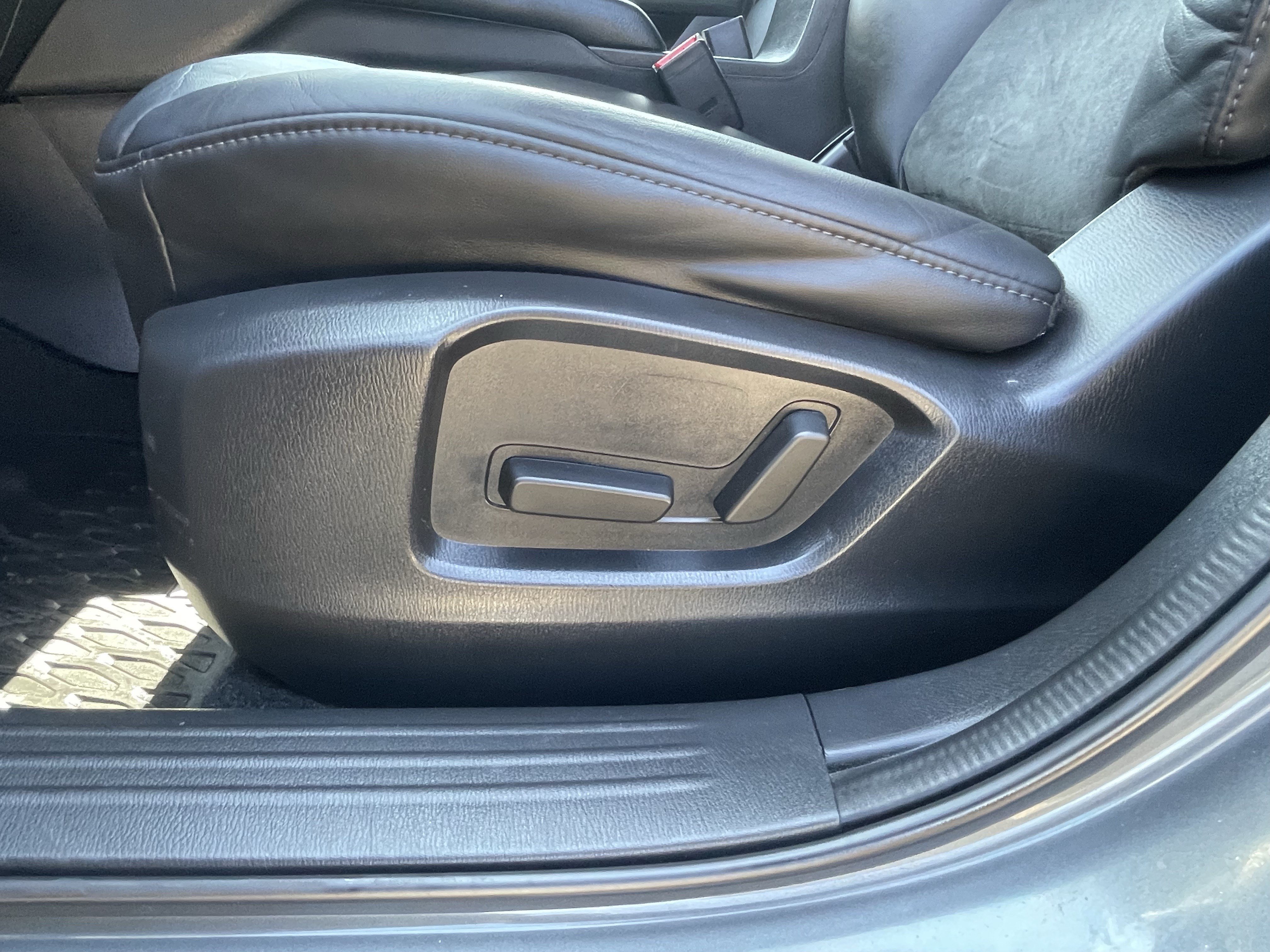 Used 2021 MAZDA CX-5 Touring FWD image 21