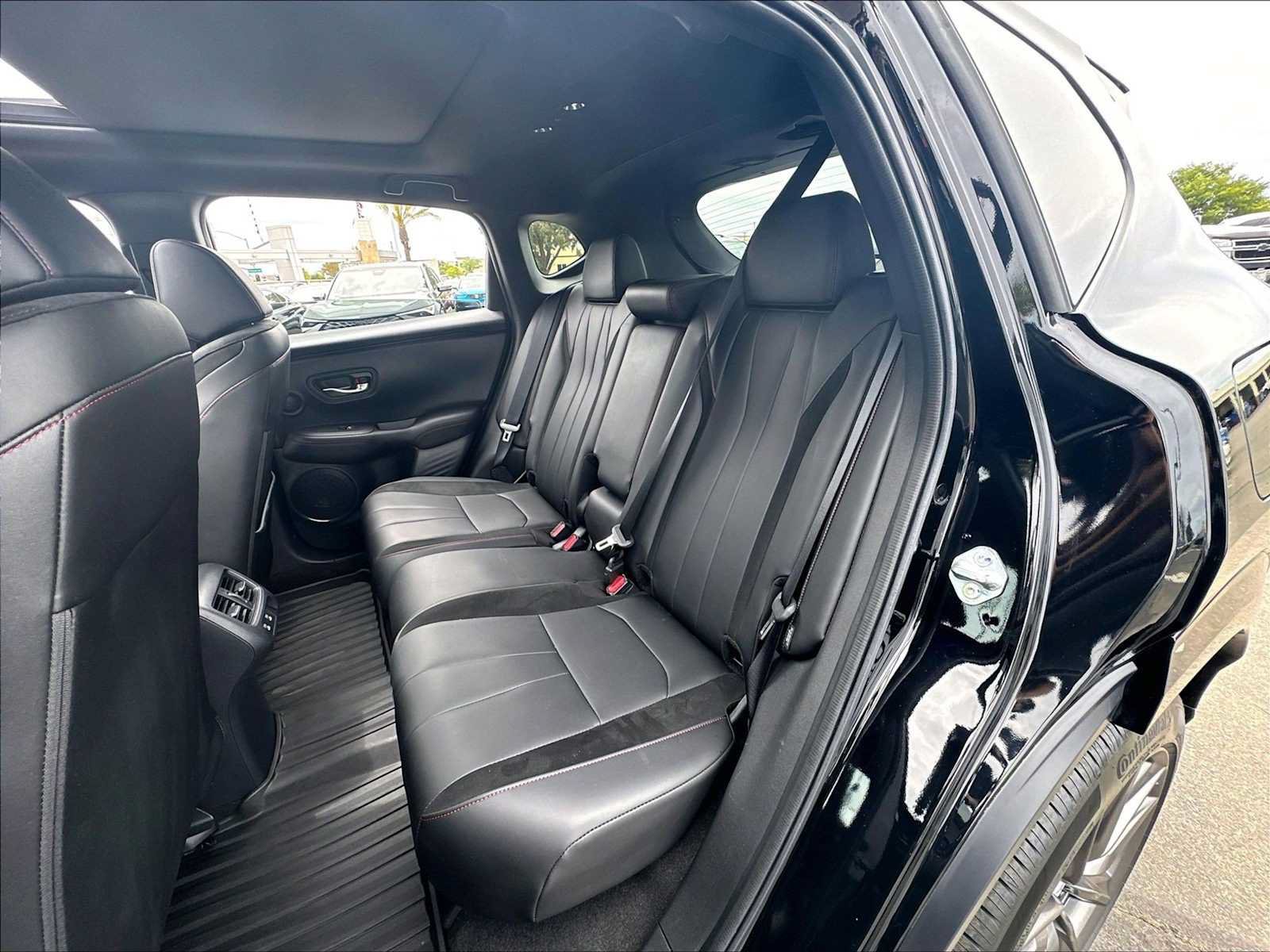 Used 2025 Acura ADX A-Spec AWD/4WD image 28