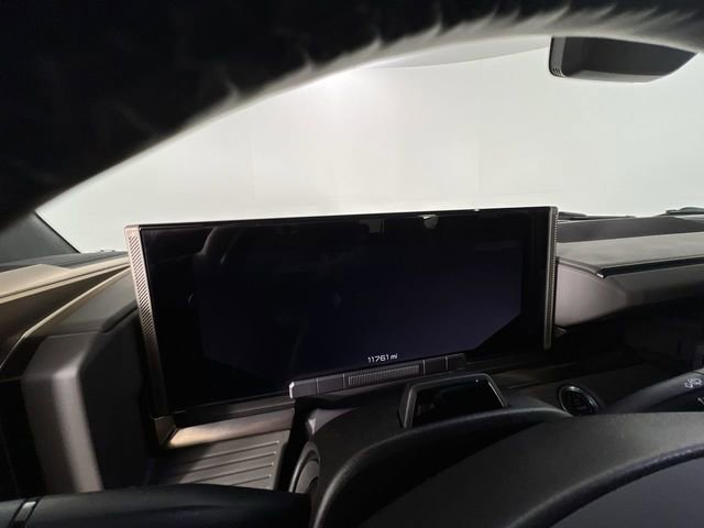 Used 2024 GMC Hummer EV 3X AWD/4WD image 11