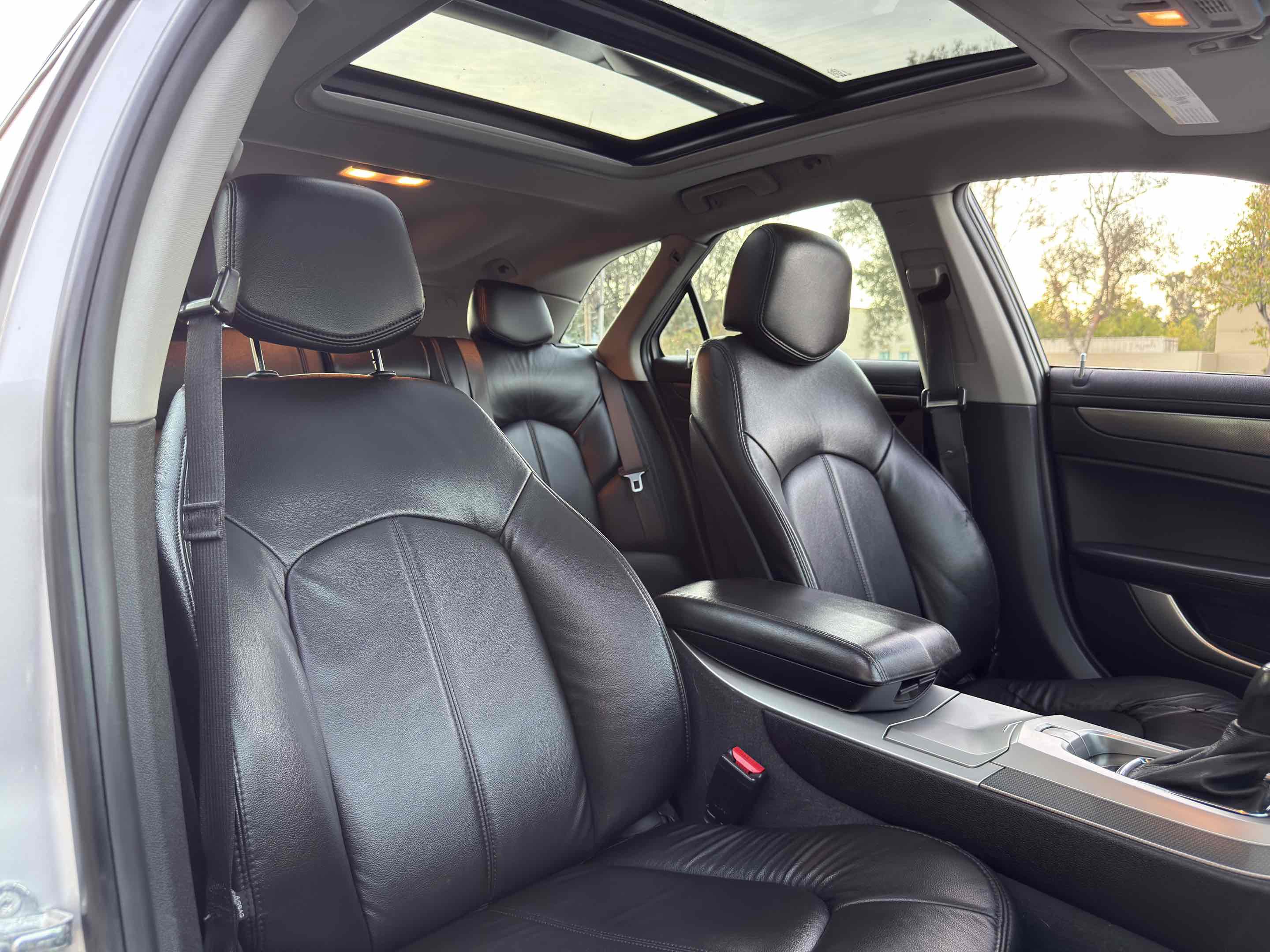 Used 2011 Cadillac CTS AWD Wagon image 65