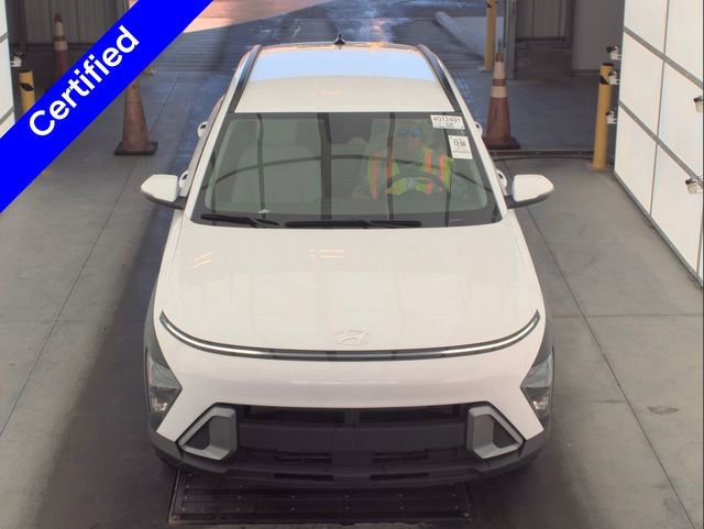Certified 2025 Hyundai Kona SEL image 3