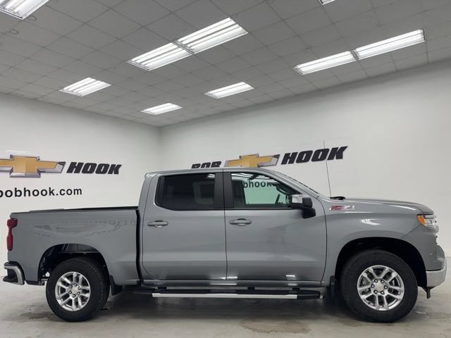 New 2026 Chevrolet Silverado 1500 LT w/ Z71 Off-Road Package AWD/4WD image 4