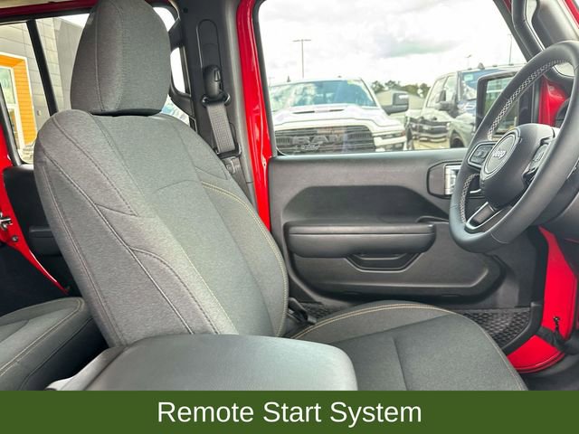 Used 2025 Jeep Wrangler Unlimited Sport AWD/4WD image 16
