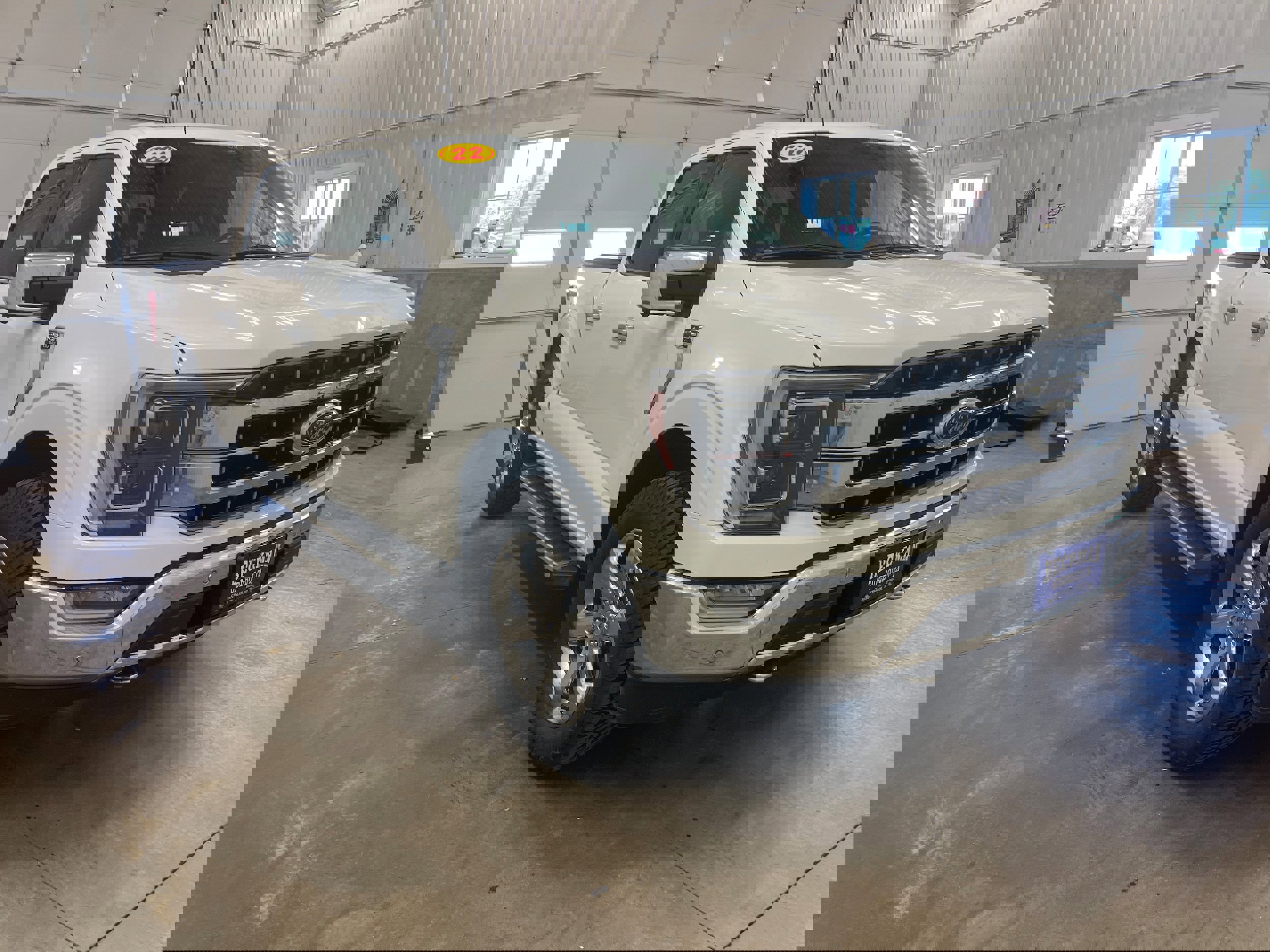 Used 2022 Ford F150 Lariat w/ Equipment Group 502A High image 7