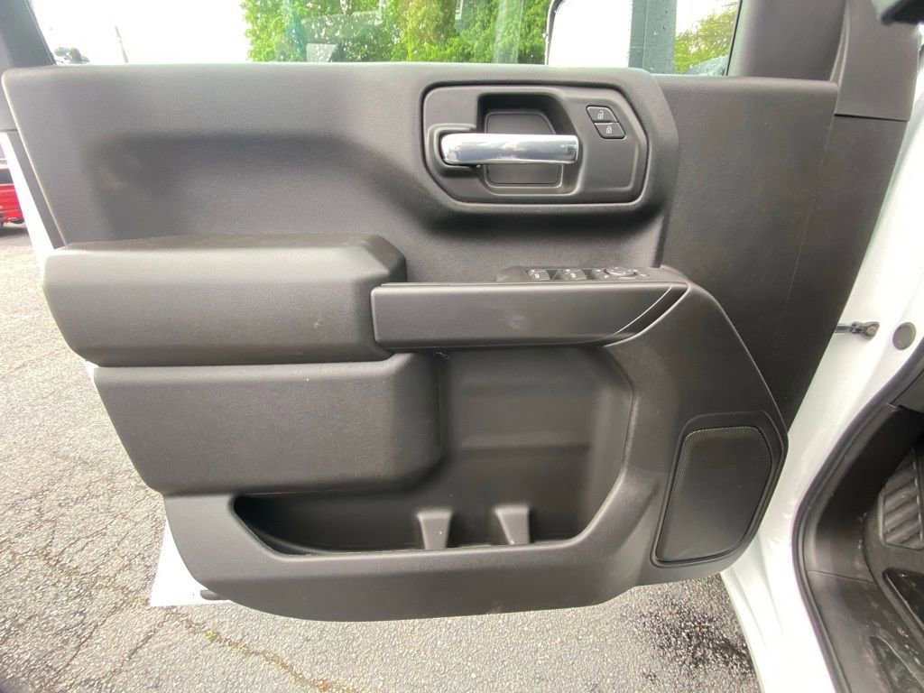 New 2025 Chevrolet Silverado 2500 Custom w/ Custom Value Package image 19