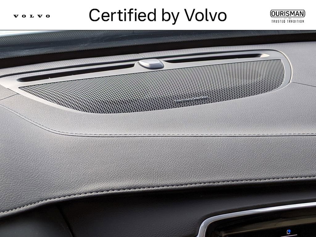 Used 2024 Volvo XC90 B6 Ultimate w/ Protection Package Premier AWD/4WD image 16