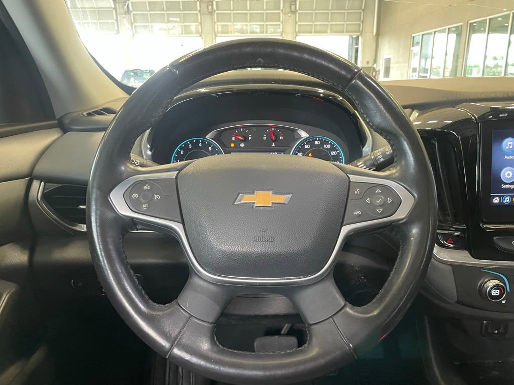 Used 2021 Chevrolet Traverse LT FWD image 13