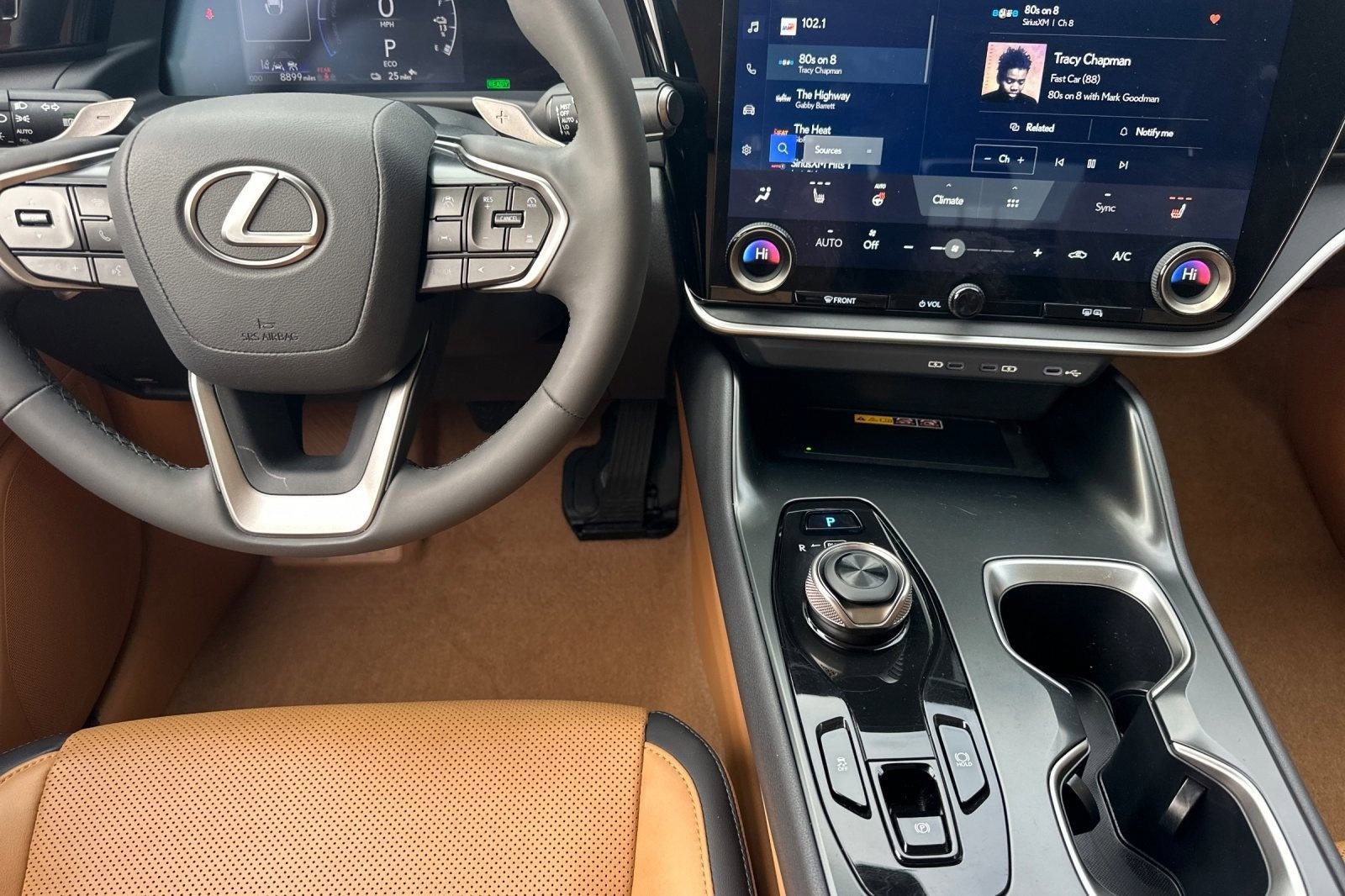 Used 2025 Lexus RZ 300e image 27