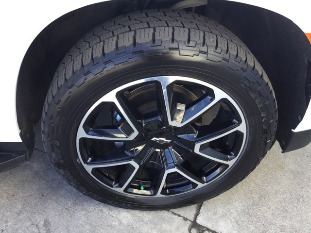 Used 2022 Chevrolet Suburban RST image 34