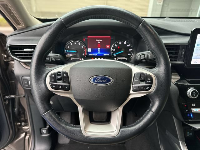 Used 2021 Ford Explorer Limited AWD/4WD image 15