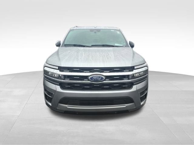 Used 2024 Ford Expedition Max Limited image 3