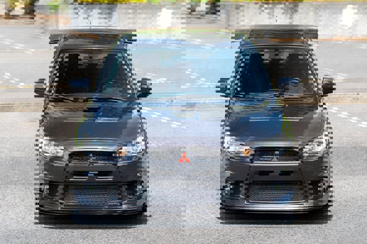 Used 2013 Mitsubishi Lancer Evolution MR image 4