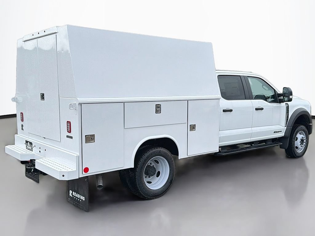 New 2026 Ford F550 4x4 Crew Cab image 6