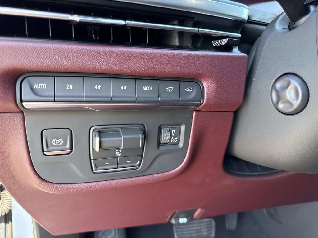 New 2026 Cadillac Escalade Luxury w/ Touring Package image 32