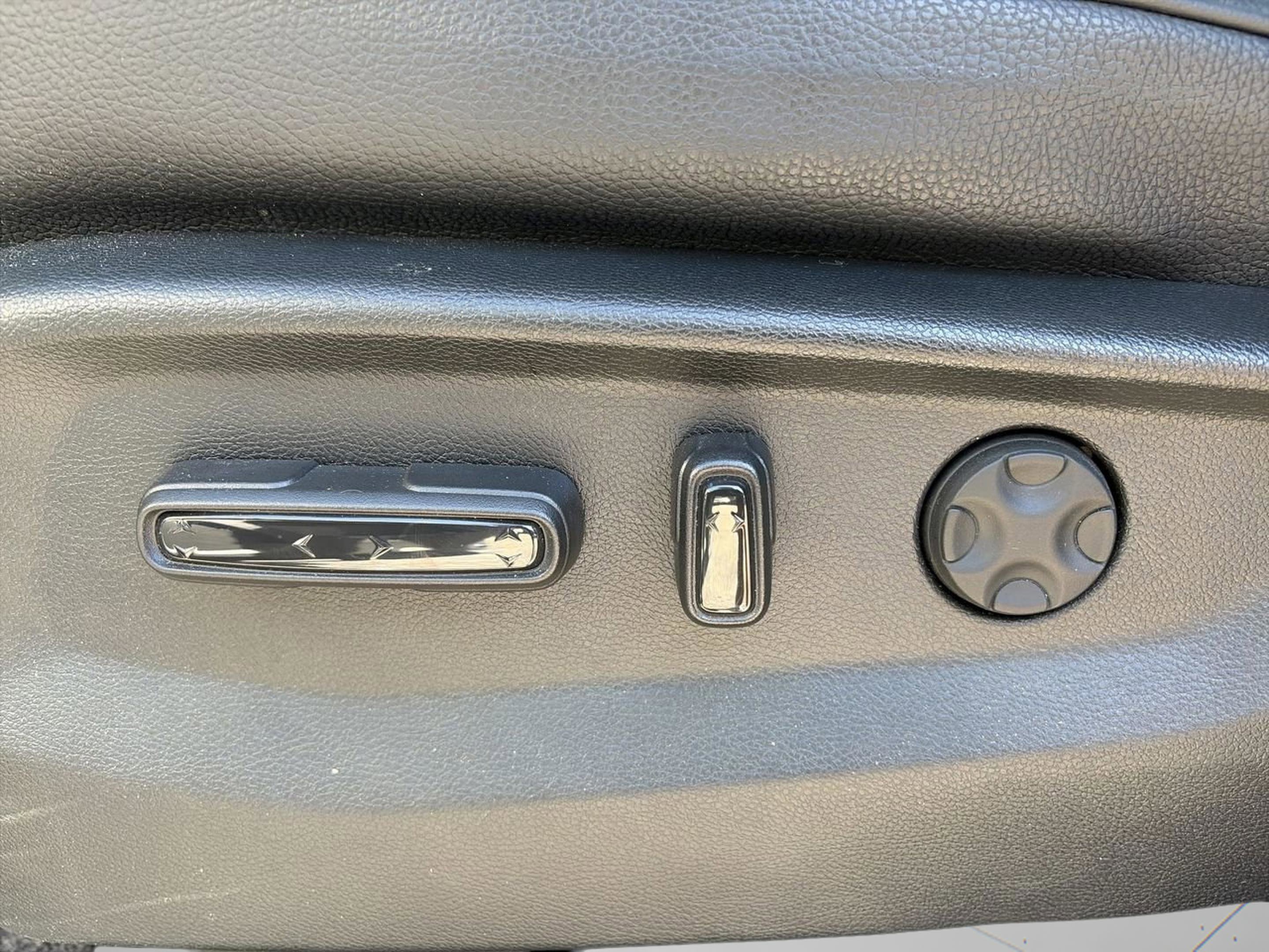 Certified 2025 Honda Odyssey Elite image 28