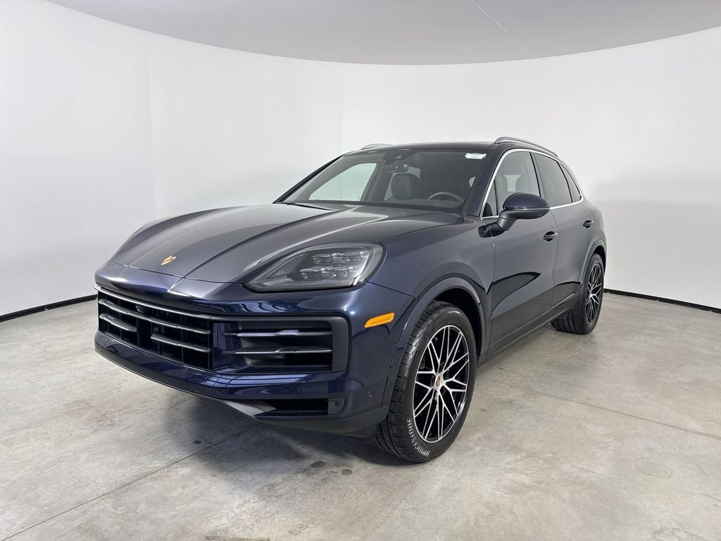 Certified 2025 Porsche Cayenne image 1