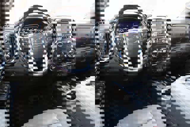 Used 2021 GMC Sierra 1500 SLT image 4