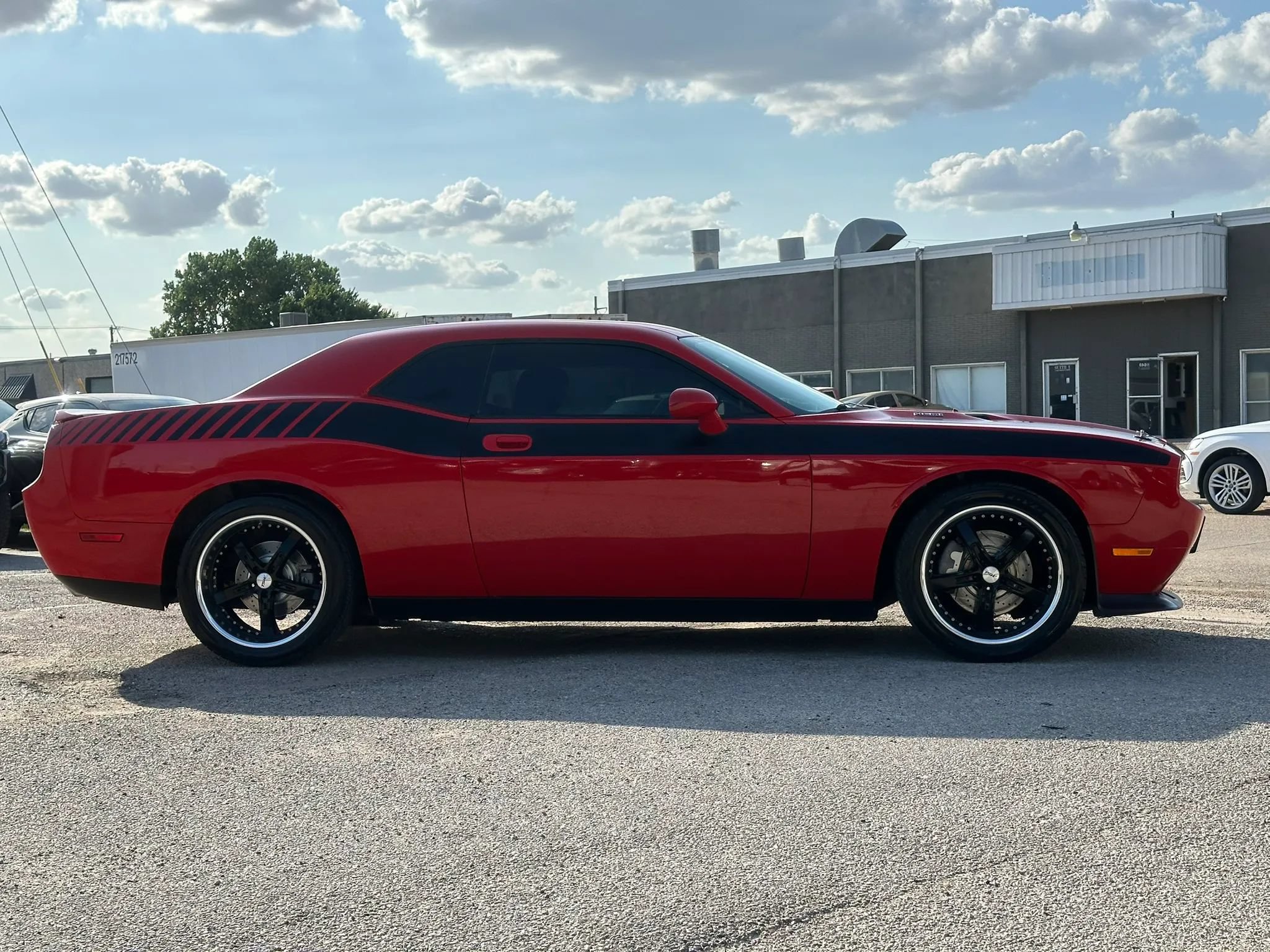 Used 2009 Dodge Challenger R/T RWD image 8