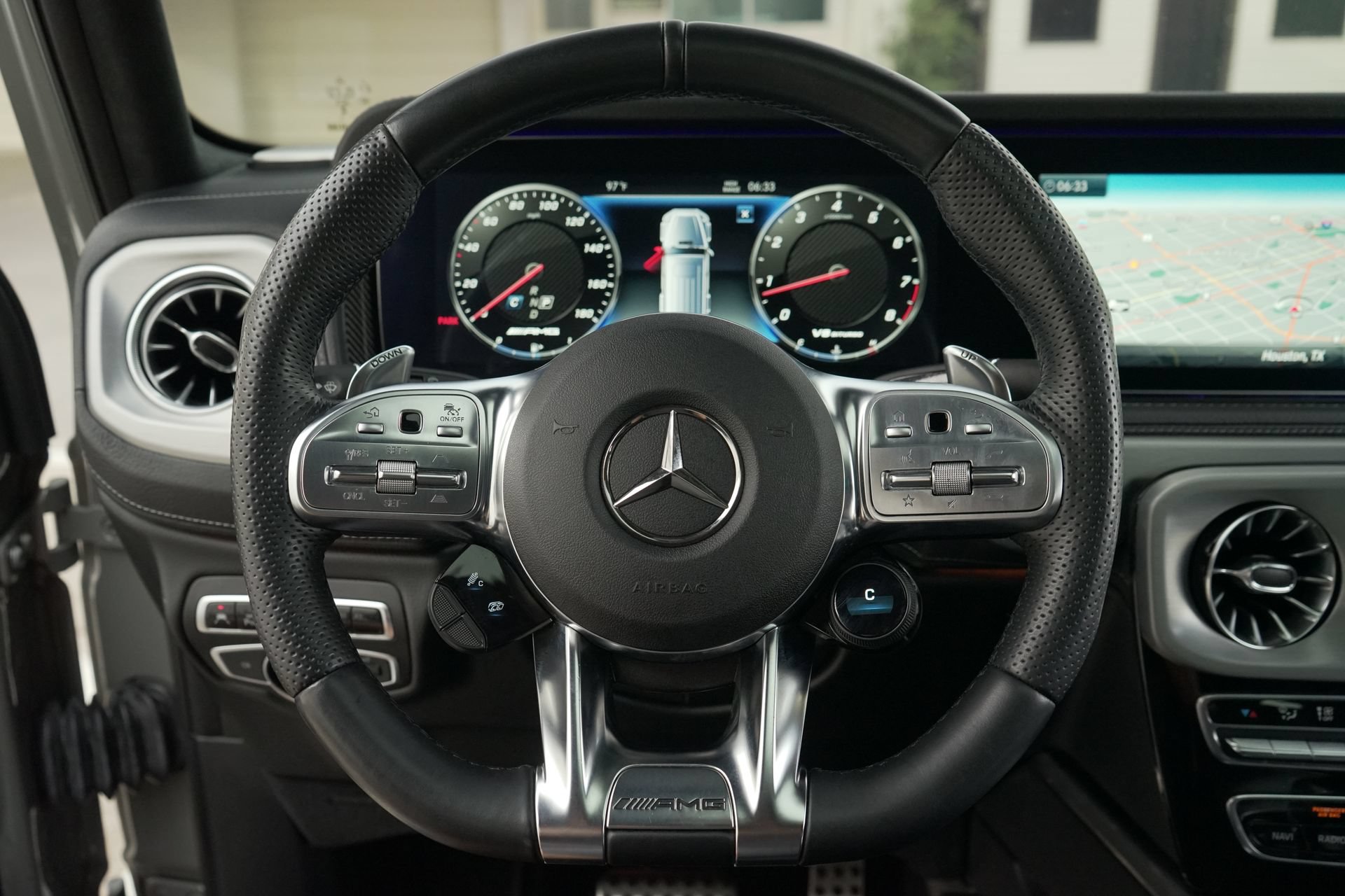 Used 2024 Mercedes-Benz G 63 AMG 4MATIC w/ Seat Comfort Package image 11