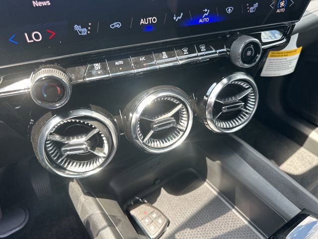 New 2025 Chevrolet Blazer EV LT w/ Super Cruise Package image 24