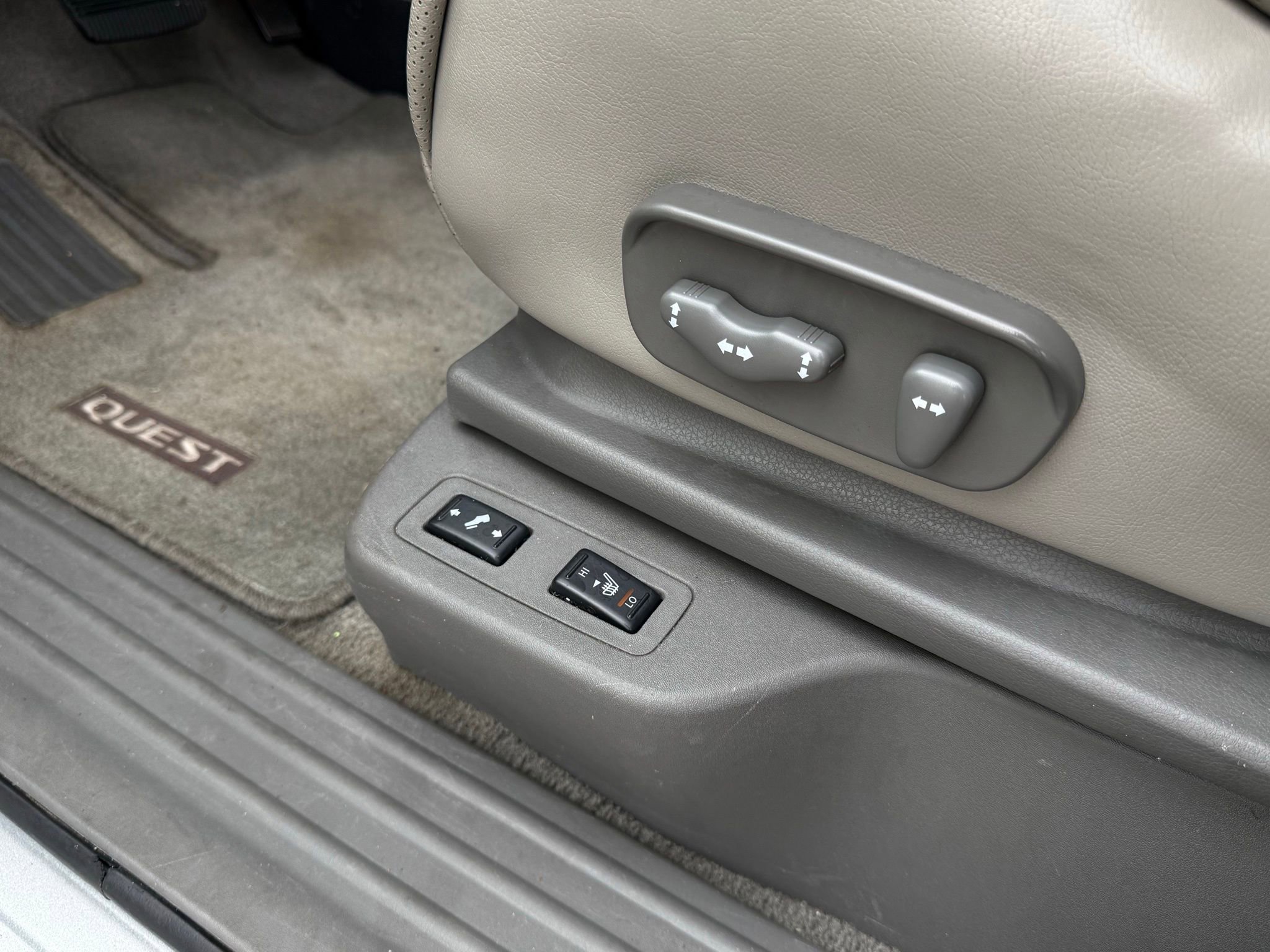 Used 2009 Nissan Quest SE w/ Seat Pkg image 51