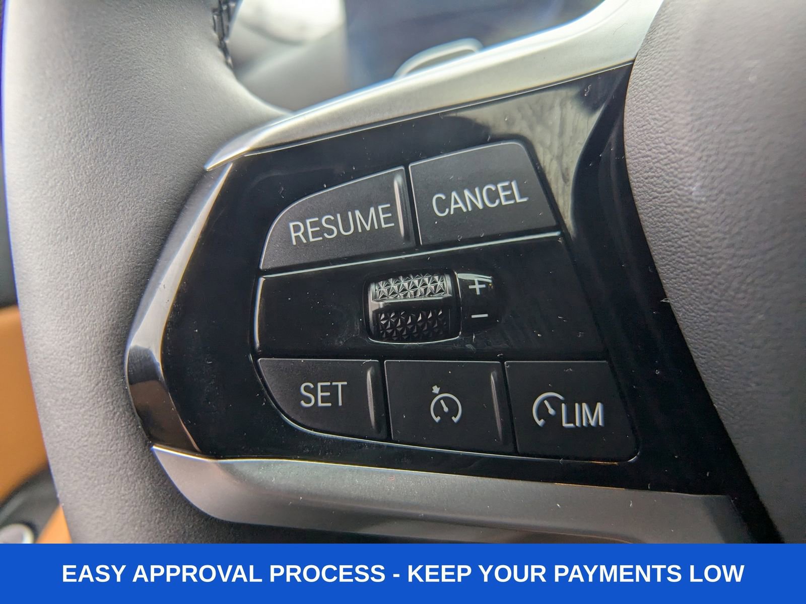 Used 2025 BMW 330i xDrive Sedan w/ Premium Package image 35