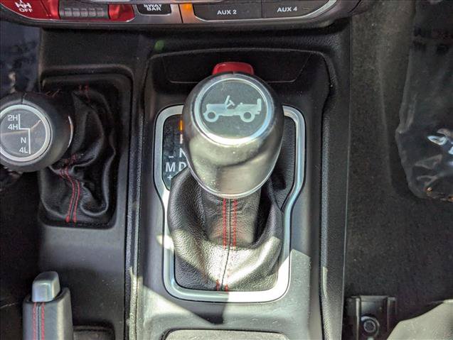 Used 2018 Jeep Wrangler Unlimited Rubicon AWD/4WD image 12