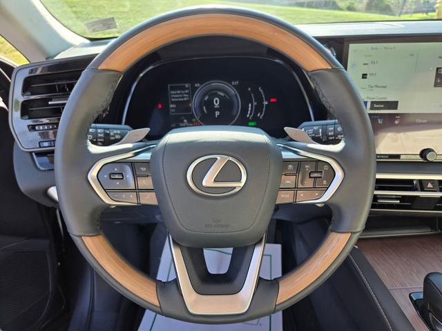 Used 2024 Lexus RX 350h w/ Accessory Package (Z1) AWD/4WD image 28