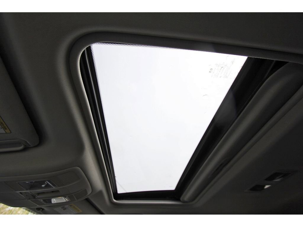 New 2025 MAZDA CX-5 AWD 2.5 S w/ Preferred Package image 21