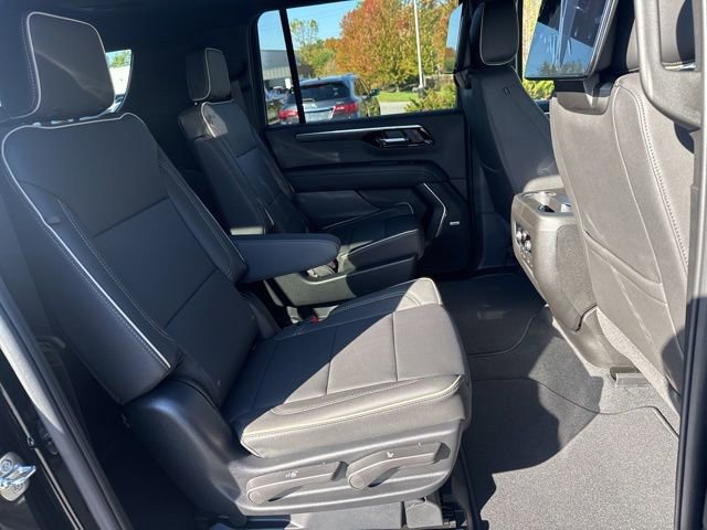New 2026 Chevrolet Suburban Premier image 26