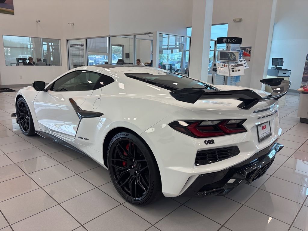 New 2026 Chevrolet Corvette Z06 w/ Z07 Performance Package RWD image 4