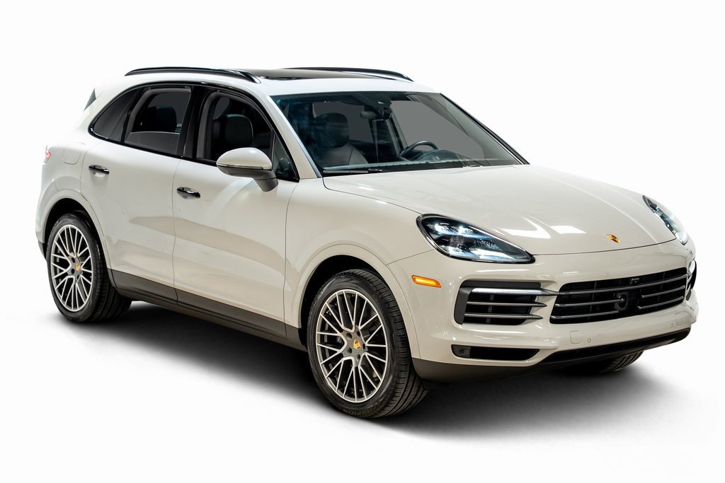 Used 2022 Porsche Cayenne S Platinum image 3