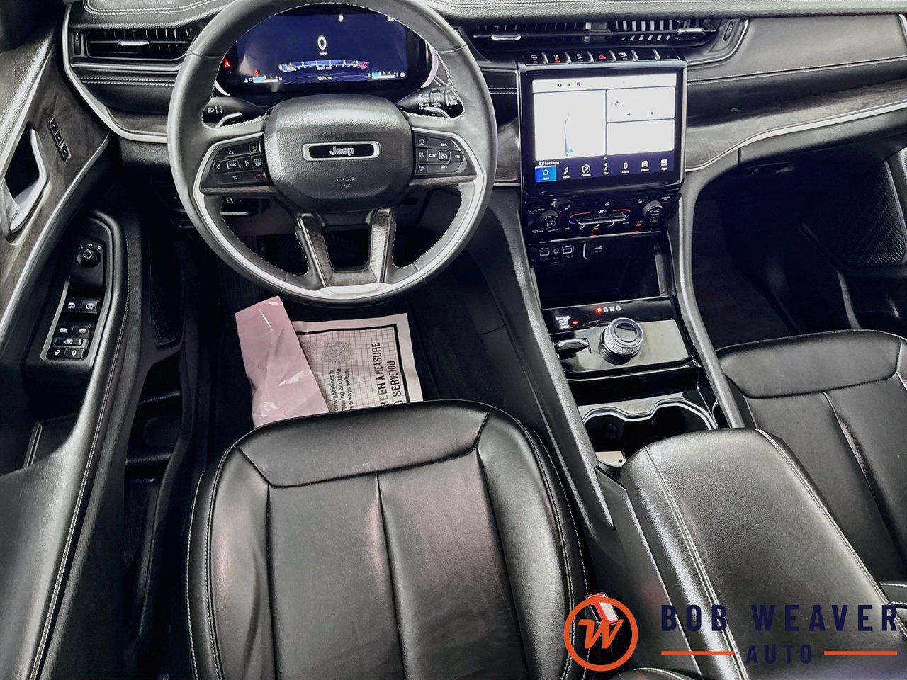 Used 2023 Jeep Grand Cherokee L Limited AWD/4WD image 27